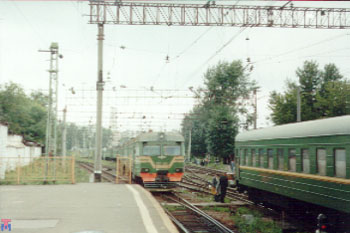 Станция "Каланчевская". На этой электричке на станцию "Щербинка" приехали первые участники МОЛОТ-2.